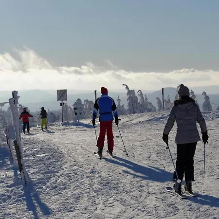 Peaceful Couples' Getaway Брайтенбрунн